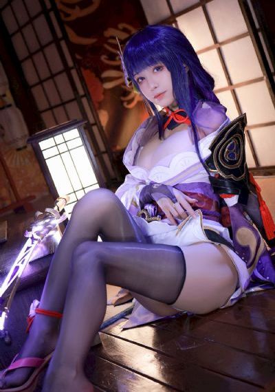 你觉得我是谁【影视解说】-中英字幕高清在线观看