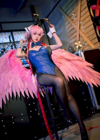 她，机器人（她机器人）-蓝光字幕动漫免费观看