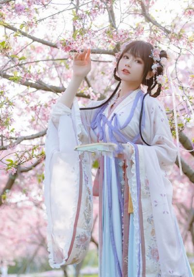 名模夜惊魂【影视解说】-详情介绍免费高清观看