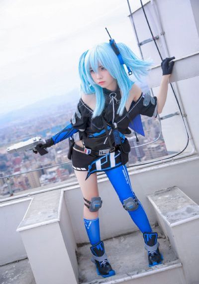 皇后娘娘下农村-标清电影在线看