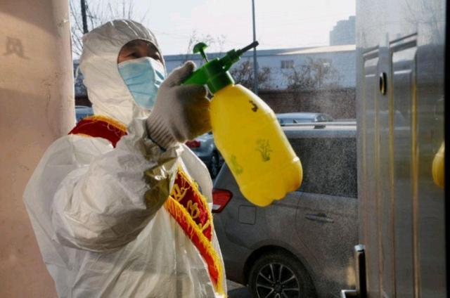 從身邊事做起 “身邊好人”這樣參與抗“疫” 消殺用品